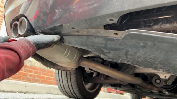 BMW F10 520d Rear Bumper Removal (English) - How To Remove BMW Rear Bumper