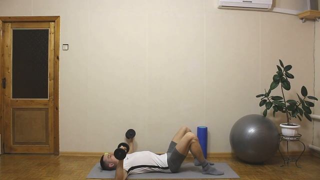 Жим от груди лежа на полу гантелями смотреть онлайн