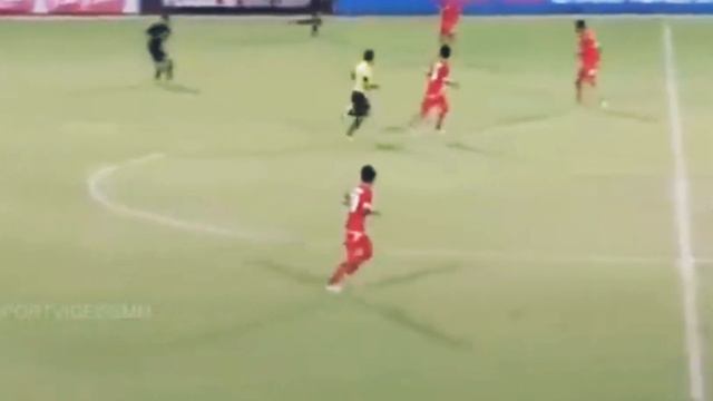 SUPHANAT MUEANTA CIPTQ SEJARAH, JADI PEMAIN TERMUDA JARINGKAN DUA GOL KETIKA BERTEMU TAJIKISTAN смотреть онлайн