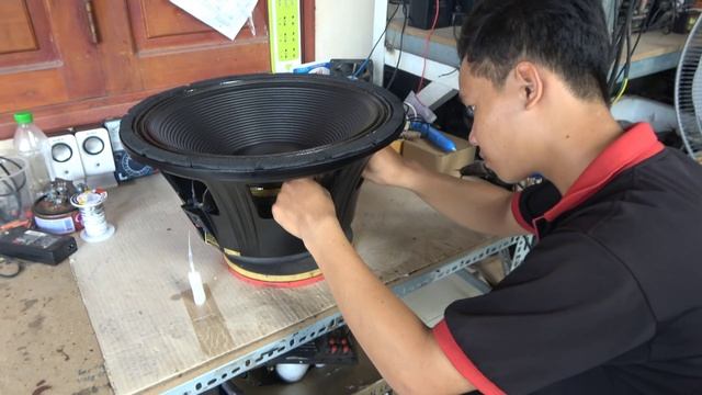 Tháo Bung Loa Bass 50 Paudio GST 181500, Xem Coil Lớn Hay Nhỏ смотреть онлайн