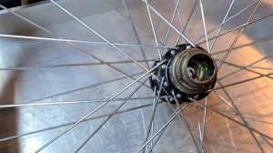 Как снять трещетку! Без специального съёмника.