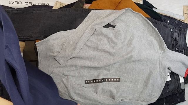 Mix 04370 Lefties+brand (Муж. микс весна-лето) №9 8,50 кг 18,60€ за кг смотреть онлайн
