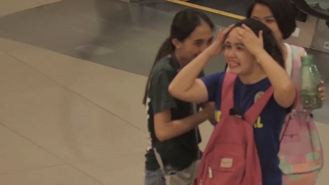HITTING ON PRETTY GIRLS PRANK (Dalagang Pilipina) смотреть онлайн