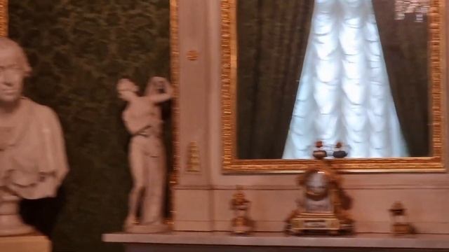 Гатчинскиий дворец. Экскурсия с гидом смотреть онлайн