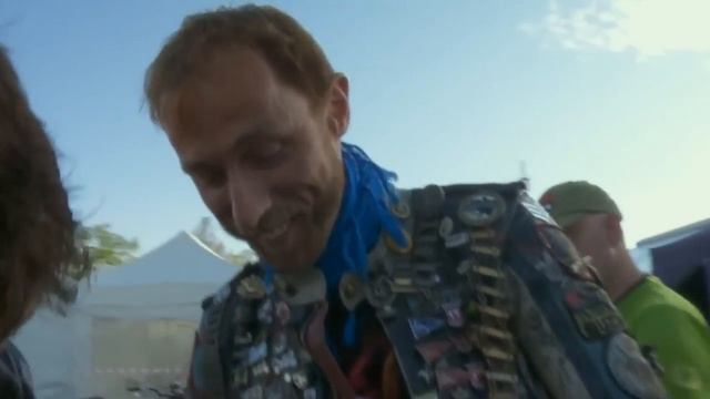 БЫТЬ ПЕРВЫМ! Гонки ТТ на острове Мэн.mp4 смотреть онлайн