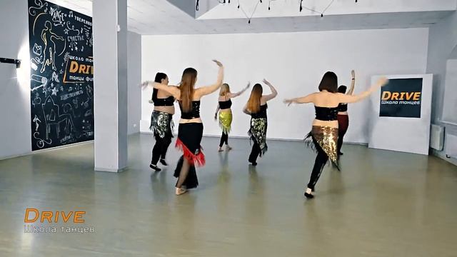Восточные танцы для начинающих в Томске в школе танцев Драйв смотреть онлайн