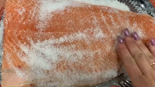 Малосольная СЕМГА. САМЫЙ ПРОСТОЙ РЕЦЕПТ. Нежнейшая, малосольная! ? 10 мин и все готово смотреть онлайн