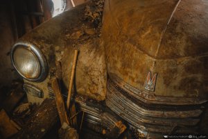 ПОБЕДА простояла в гараже 60 ЛЕТ! Нашли ГАЗ М20 в гараже!