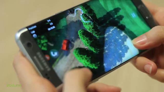 Xiaomi Mi 5 vs Samsung Galaxy S7 edge (feat. Nessie Judge) смотреть онлайн