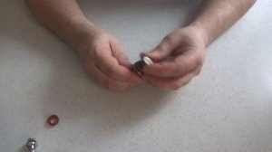 Ремонт крана для питьевой воды.