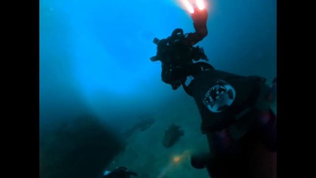 DPV cruisin Ship Rock’s sands and reef смотреть онлайн