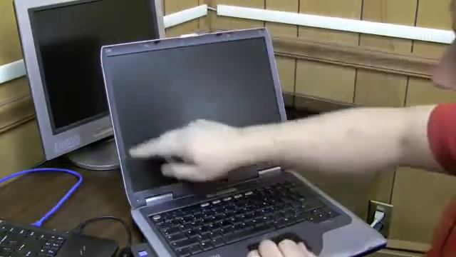 Ноутбук Compaq - Тестирование ивертора и матрицы смотреть онлайн