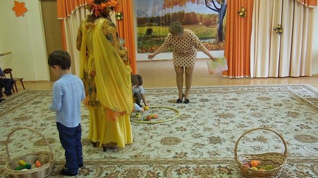 Праздник осени. 29.10.2020. Утренник у Маруси в группе. 1 часть. смотреть онлайн