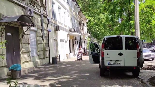 Одесса, 12 июля, 2022г. Городские улицы. Ваши комментарии. Праздник Петра и Павла. смотреть онлайн