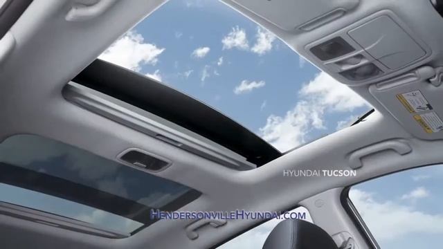 Hallmark Hyundai Tucson with logo смотреть онлайн