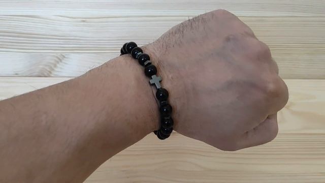 Браслет из искусственного чёрного камня, мраморный бисер с крестом смотреть онлайн
