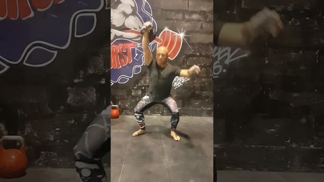 Рывок гири в сед: (40+32)×1 и 46кг×5 смотреть онлайн
