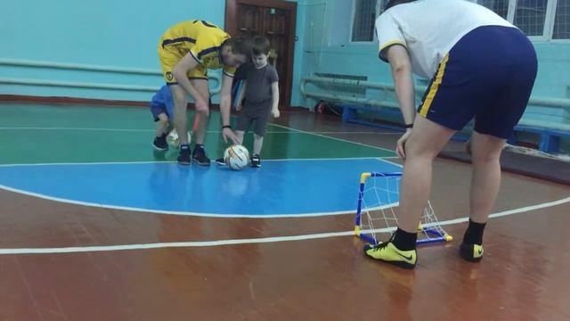 ФУТБОЛЬНАЯ ШКОЛА ЮНИОР\МЛАДШАЯ ГРУППА\ТРЕНИРОВОЧНЫЙ ПРОЦЕСС/тик ток junior_futbool смотреть онлайн