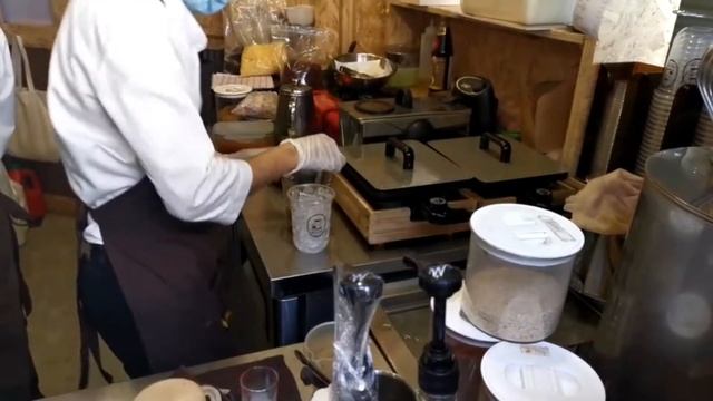 Iced Coffee, Iced Milk Tea - เพลินวาน พาณิชย์ смотреть онлайн