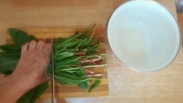 Зелёные Щи , или щавелевой суп . смотреть онлайн