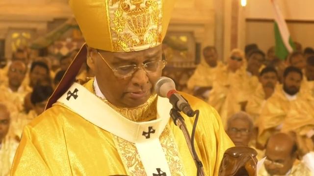 Holy Chrism Mass from Shrine Basilica (16 - 04 - 2019) - Part I смотреть онлайн