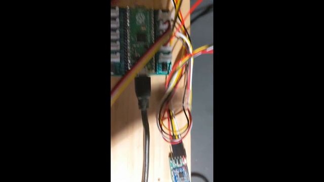 dcc multi-train, flutter, raspberry pi pico, bluetooth, source in the description смотреть онлайн