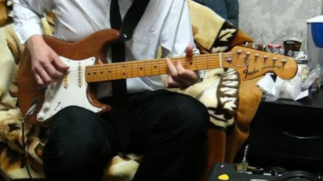 Fender Strat mahogany.avi смотреть онлайн