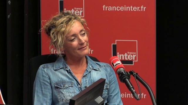 Parlons balcon, parlons nichons - La chronique de Constance смотреть онлайн