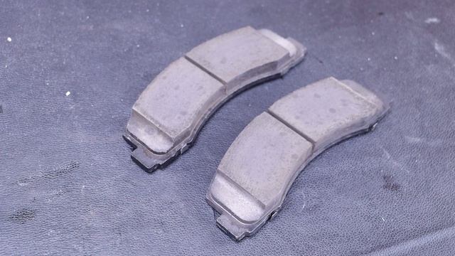 2012 Ford F150 Front Caliper Replacement - Seized Stuck Caliper, Smoking Brakes (Pads and Rotors) смотреть онлайн