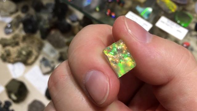 Синтетические опалы и имитации. Synthetic and fake opals review. смотреть онлайн