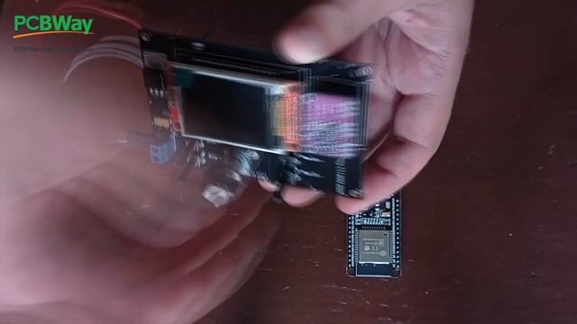 Синтезатор частоты от JF3HZB на ESP32 смотреть онлайн