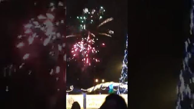 Новогодний салют в Новосибирске !! смотреть онлайн