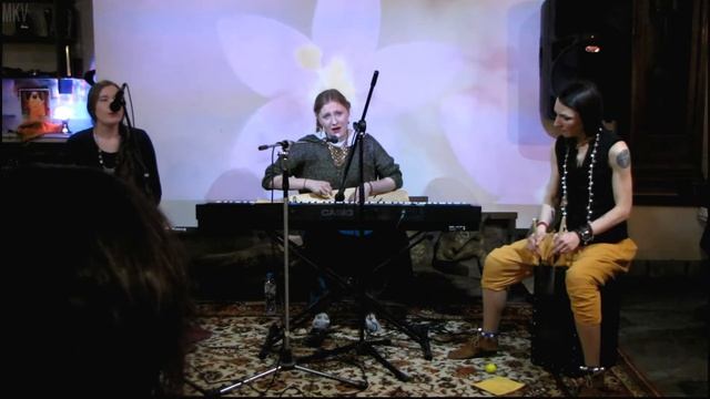 Этно-проект "МинДаль" Кумушки Cafe Auroville 10.03.18 смотреть онлайн