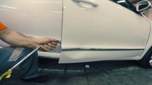 Удаление вмятины на двери Volkswagen