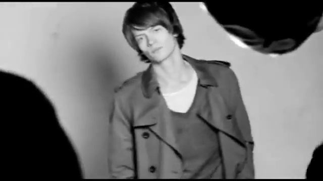 Burberry Brit Parizhanka by смотреть онлайн