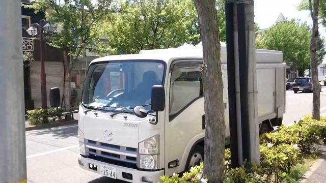 Beautiful Spring Day Walk Through The Suburbs of Ashiya, Hyogo Prefecture | The Real Japan смотреть онлайн