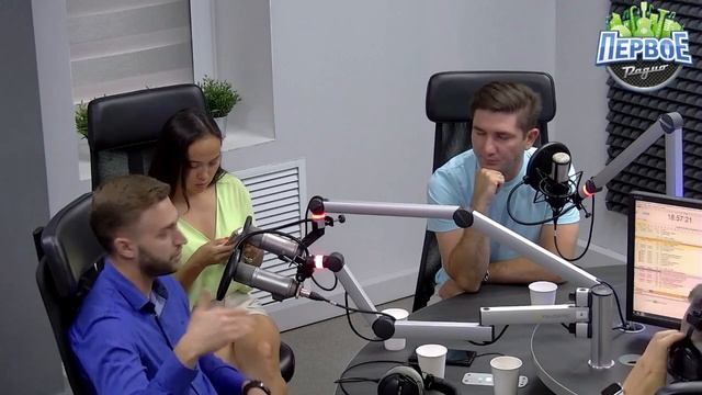 "Самое время" с Алексеем Власовым (01.08.22) - Бизнес молодых | Рецепты азиатской кухни смотреть онлайн