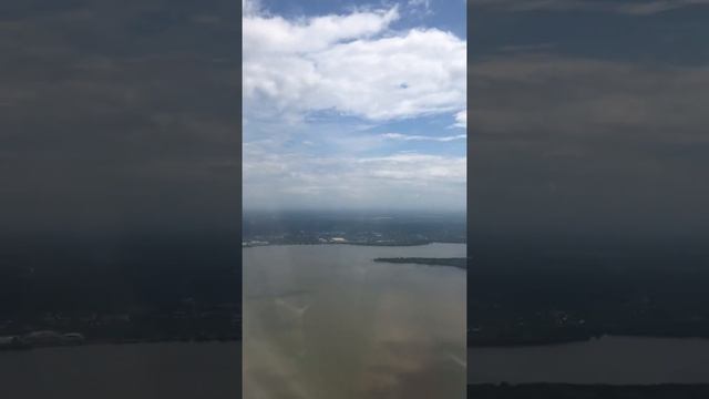 Sri Lankan airlines airbus A330 / UL307 landing at Colombo Bandaranayake international airport смотреть онлайн