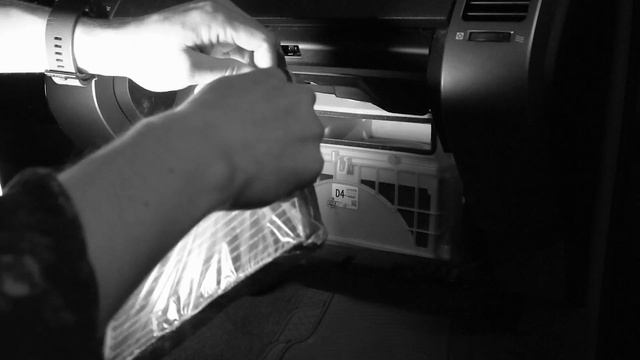 Change Cabin Air Filter Fast – 2007 Toyota Prius - Gen II смотреть онлайн