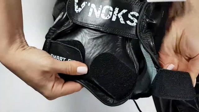V`NOKS FUTURO TEC HEAD GUARD смотреть онлайн