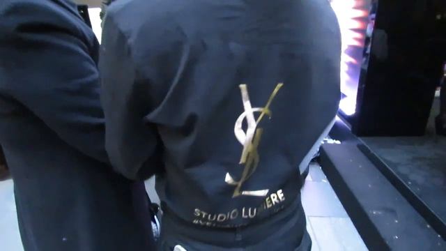 Sydney's Vogue Fashion Night Out - The Style Insider смотреть онлайн