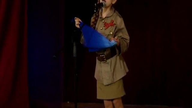 "СИНИЙ ПЛАТОЧЕК" исполняет ЯРОСЛАВА ИЗОИТКО смотреть онлайн