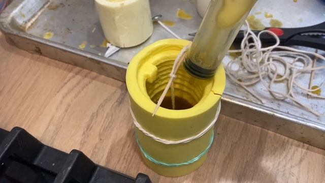 Свечи из воска ,заливка воска в формы для свечей смотреть онлайн