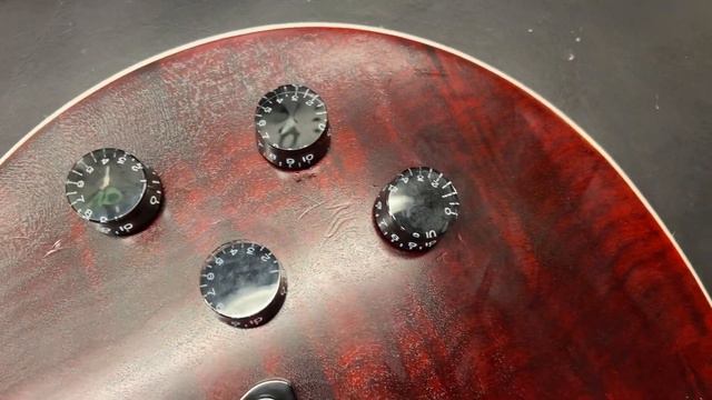 2020 Gibson Les Paul Blood Moon Satin Quilt Top смотреть онлайн