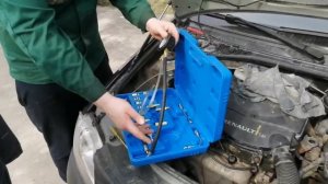 Проверка бензонасоса на автомобиле Renault Logan (720p)