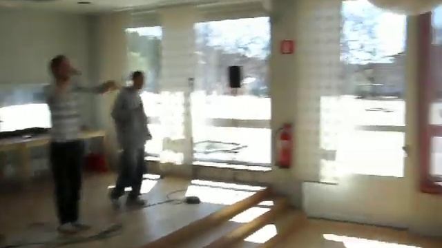 Spades Json Invizible live @ rosenborgskolan händer i luften смотреть онлайн