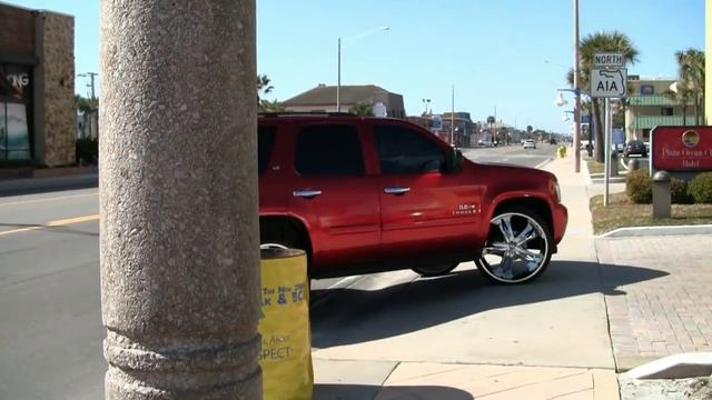 ITSDOUG - 28 INCH RIMS ON THE CHEVY TAHOE смотреть онлайн