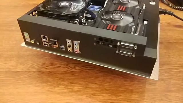 Компьютер на стену в полуоткрытом корпусе смотреть онлайн