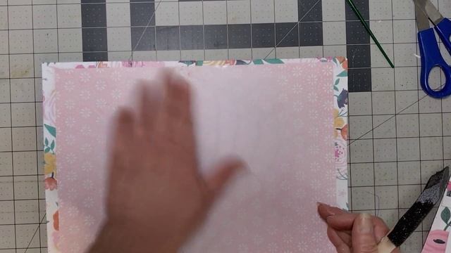 Making A Junk Journal Start to Finish.. Binding our Signature in a Cover. смотреть онлайн