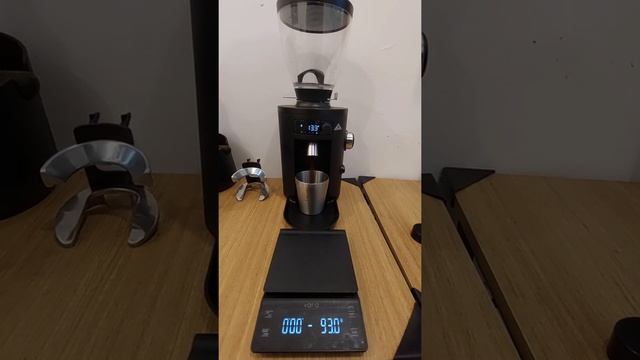 India just got king of home grinder. One and only Mahlkonig X54. смотреть онлайн
